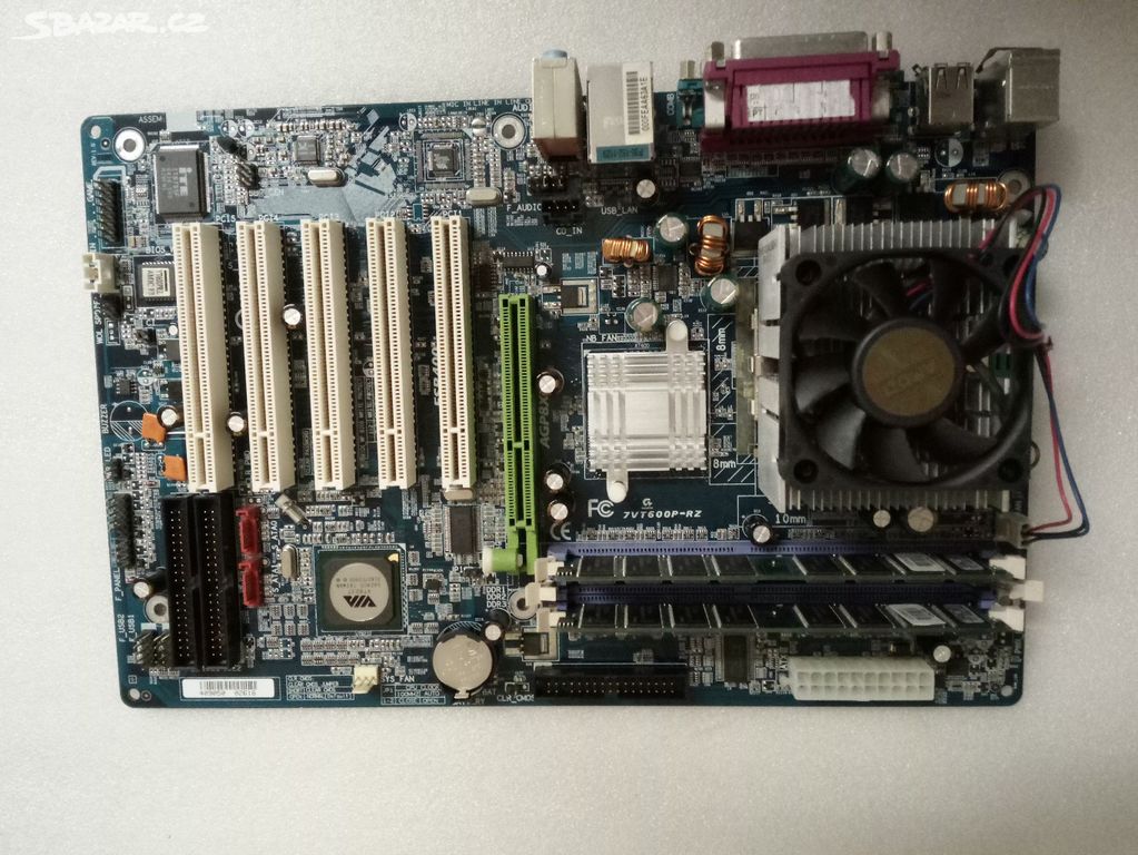 "Retro" deska AGP AMD Athlon XP 2400+