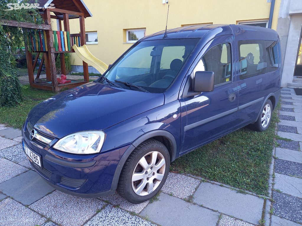 Opel Combo C 1.6 ( Z16YNG ) 69kW r.2008 modrá