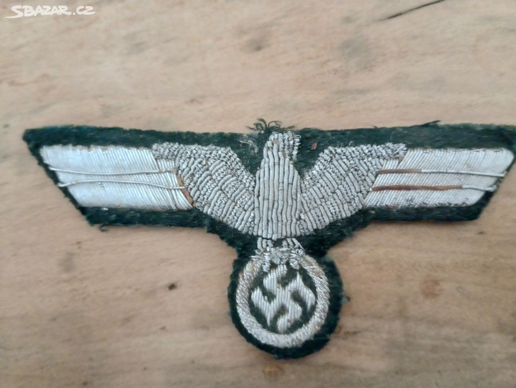 Důstojnická orlice Wehrmachtu na blůzu