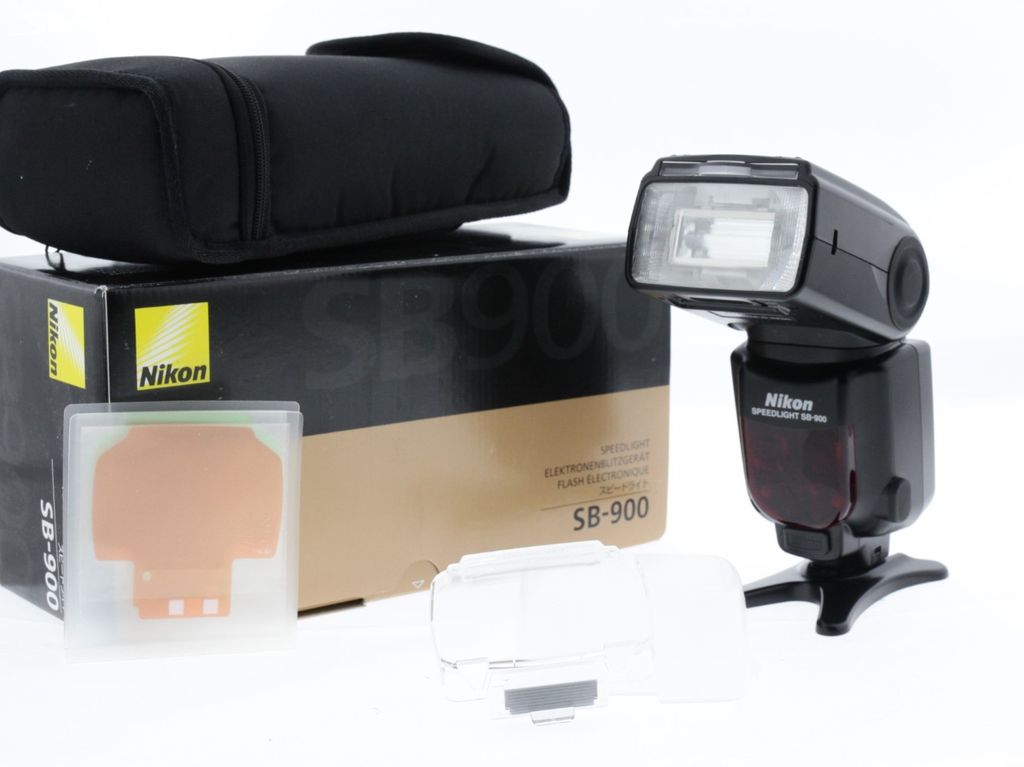 Blesk SB-900 pro Nikon