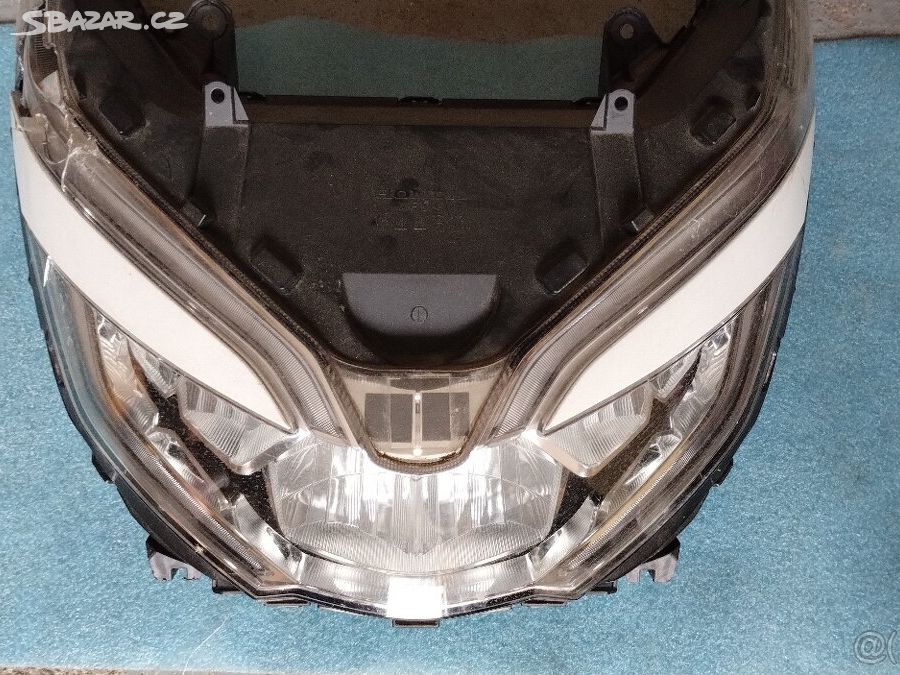 Honda PCX 125 plasty na přední světlo 2018-20