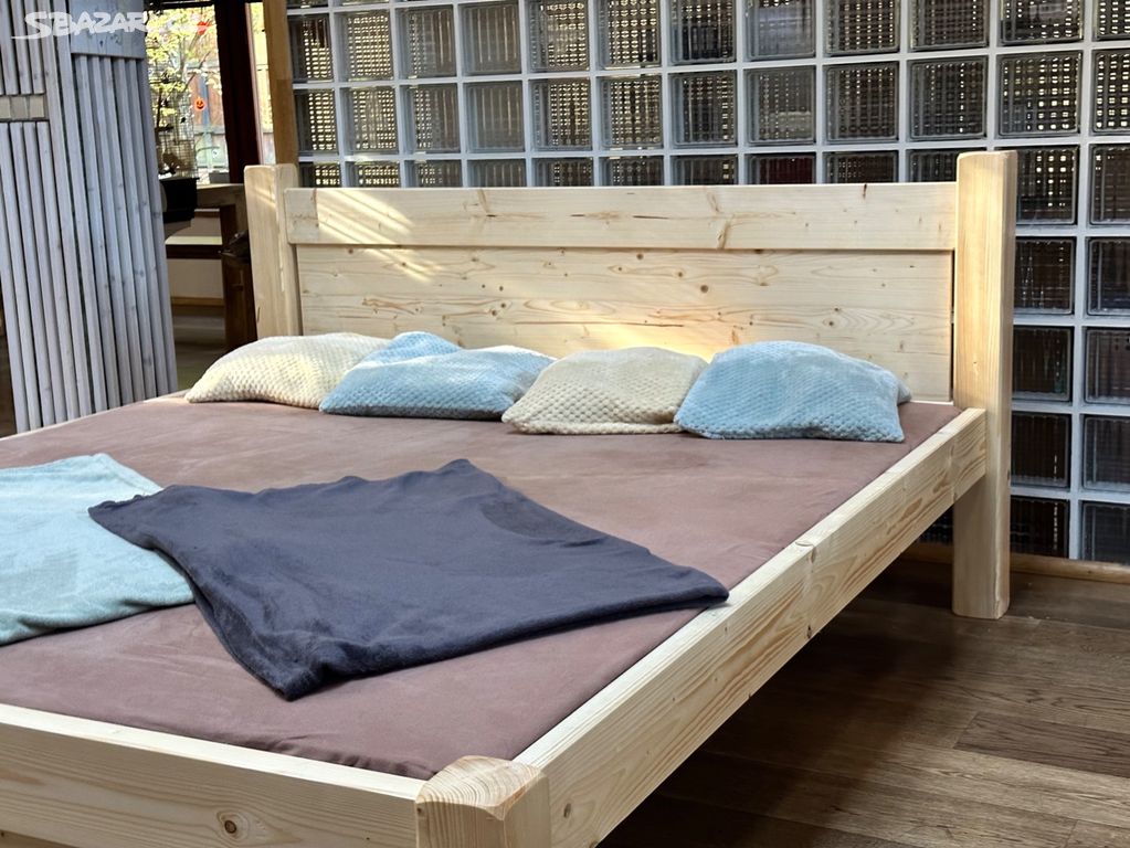 NOVÁ, masivní postel 180 x 200 zvýšený sed, rošt