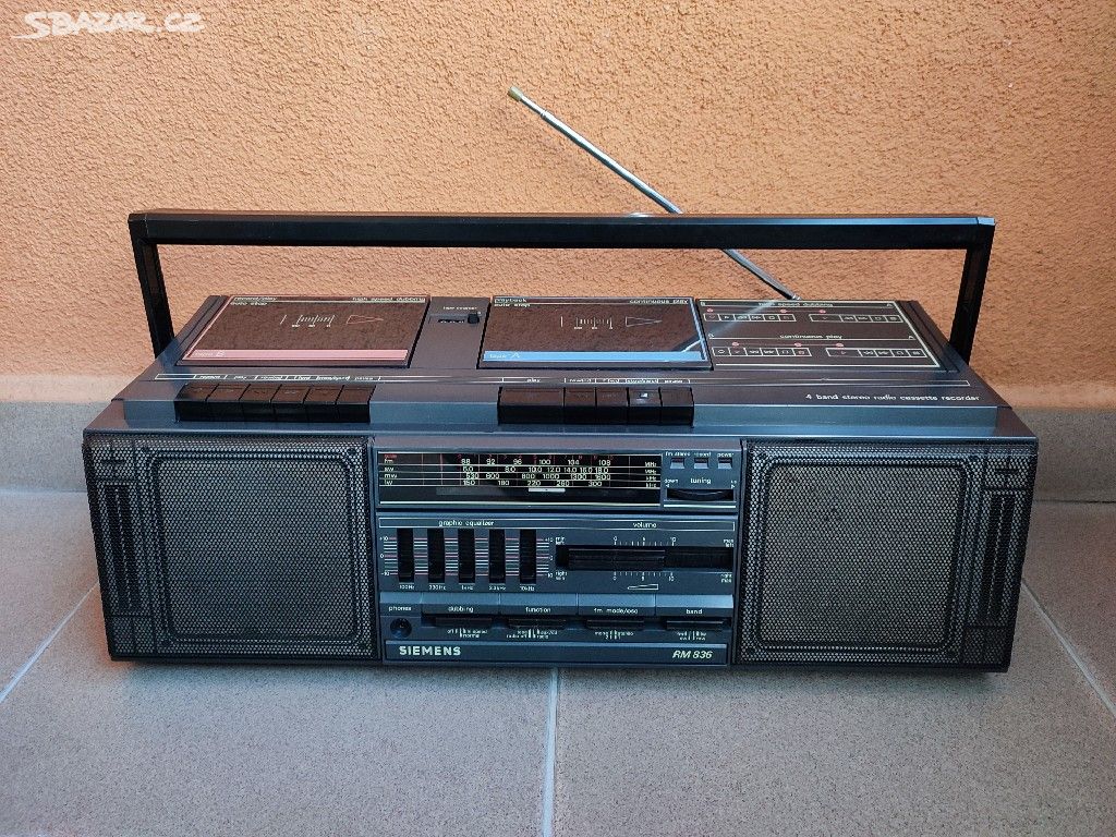 Stereo radio cassette recorder  Siemens RM 836 4.