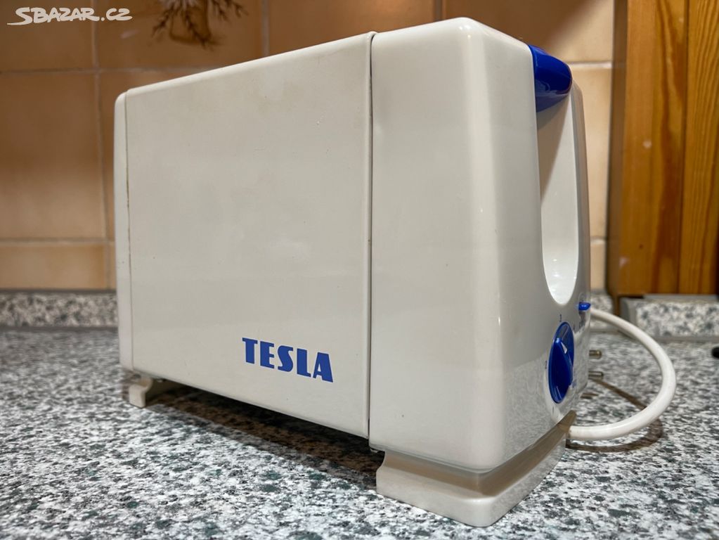 Topinkovač Toaster Tesla