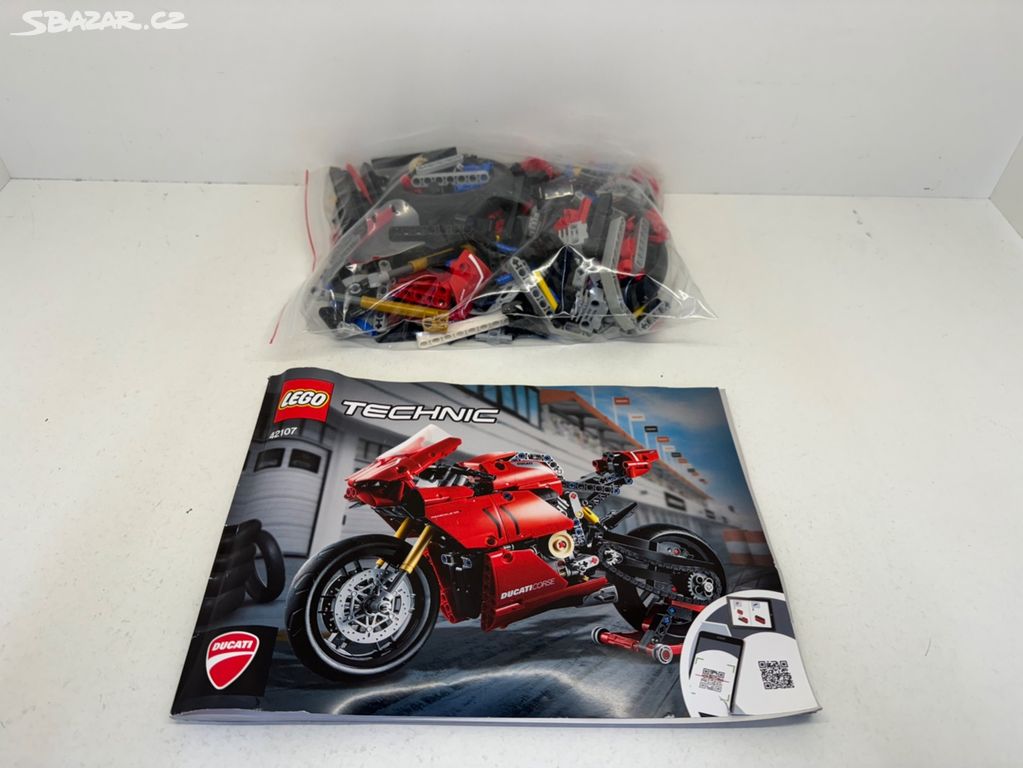 LEGO 42107 Technic - Ducati Panigale V4 R --