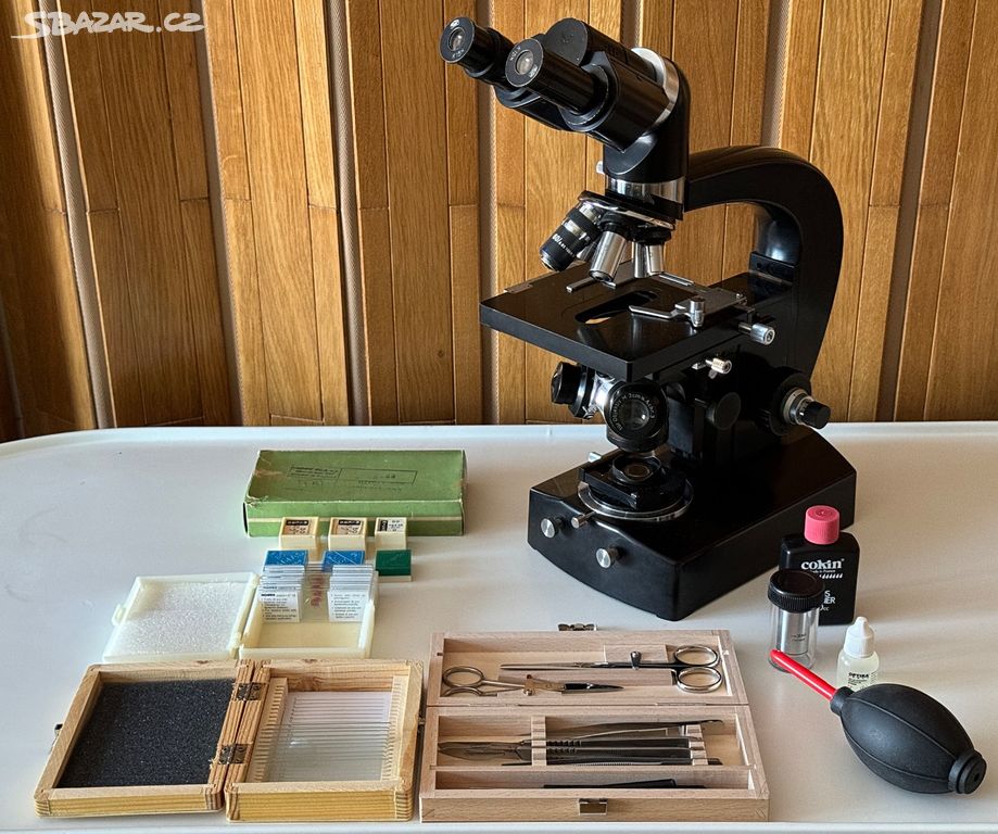 Badatelský mikroskop Carl Zeiss Nf (60. léta)