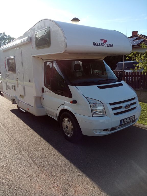 Obytný automobil Ford Transit