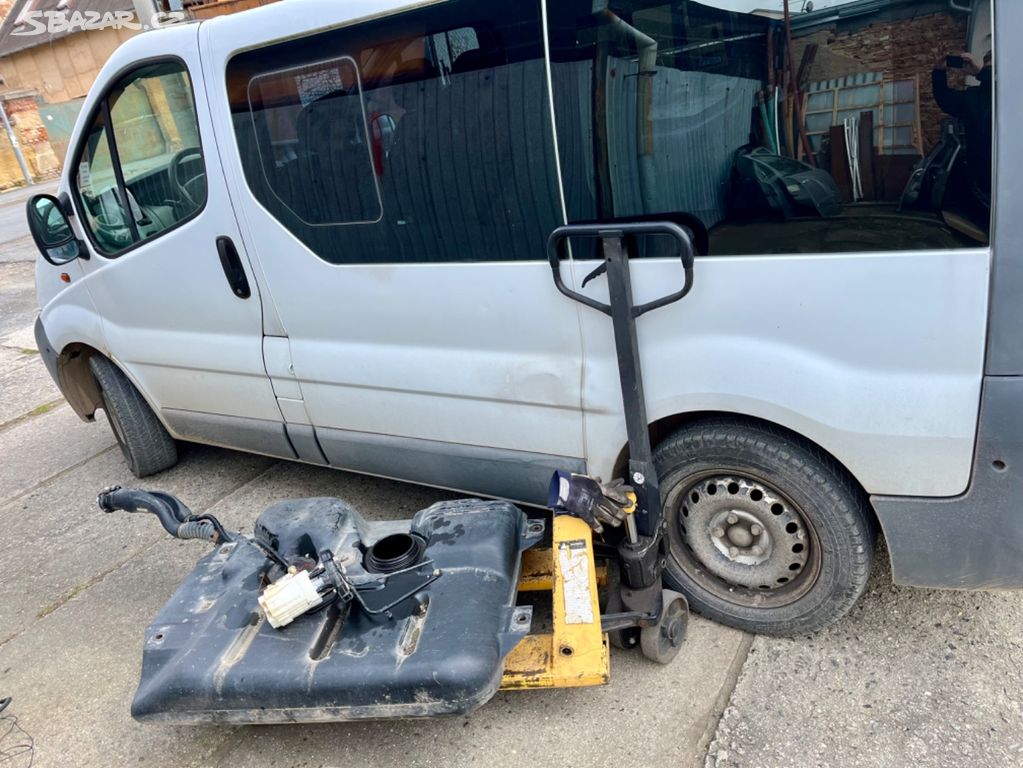 Renault Trafic ! NÁHRADNˇˇÍ DÍLY ! Opel Vivaro