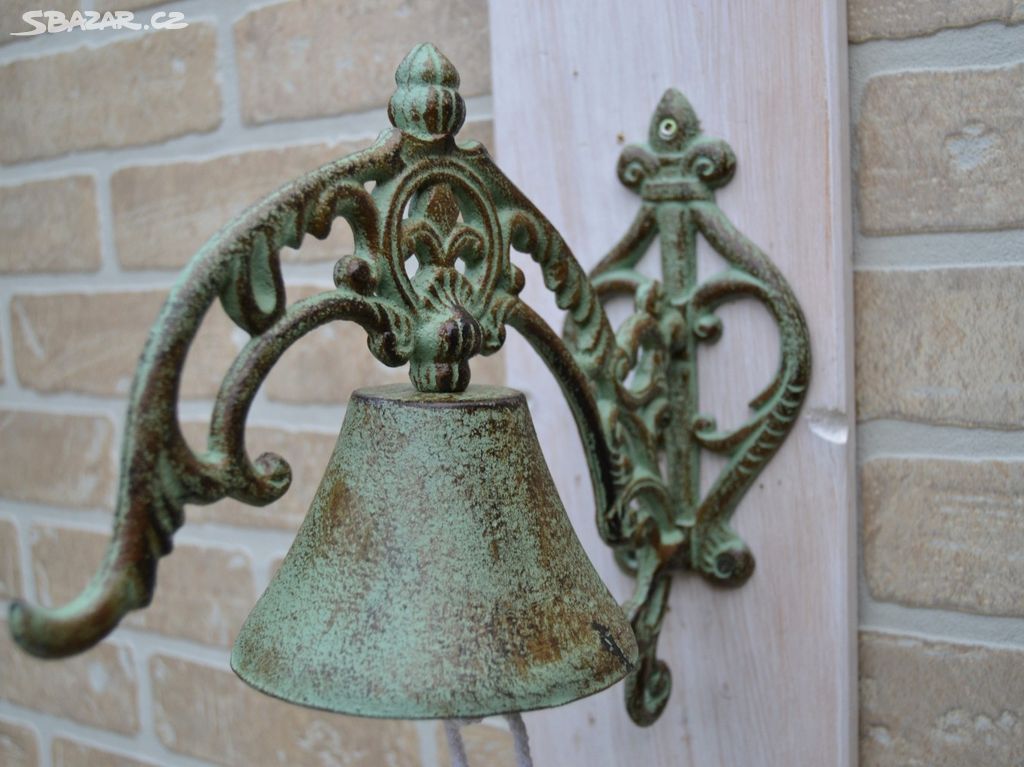 Rustikální litinový zvon - zelený