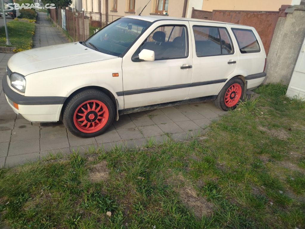 Golf 3 variant 1.9 D 47 kW nová STK