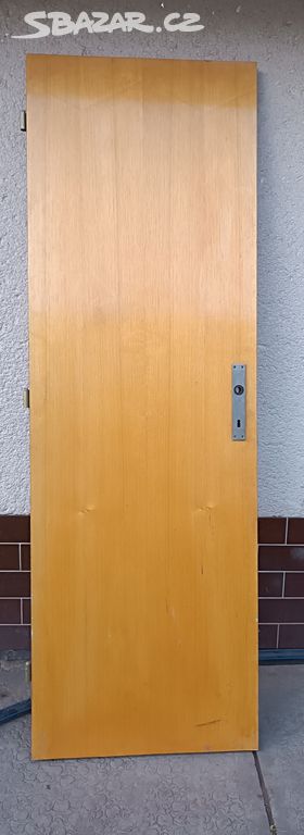 Dřevěné dveře do interiéru