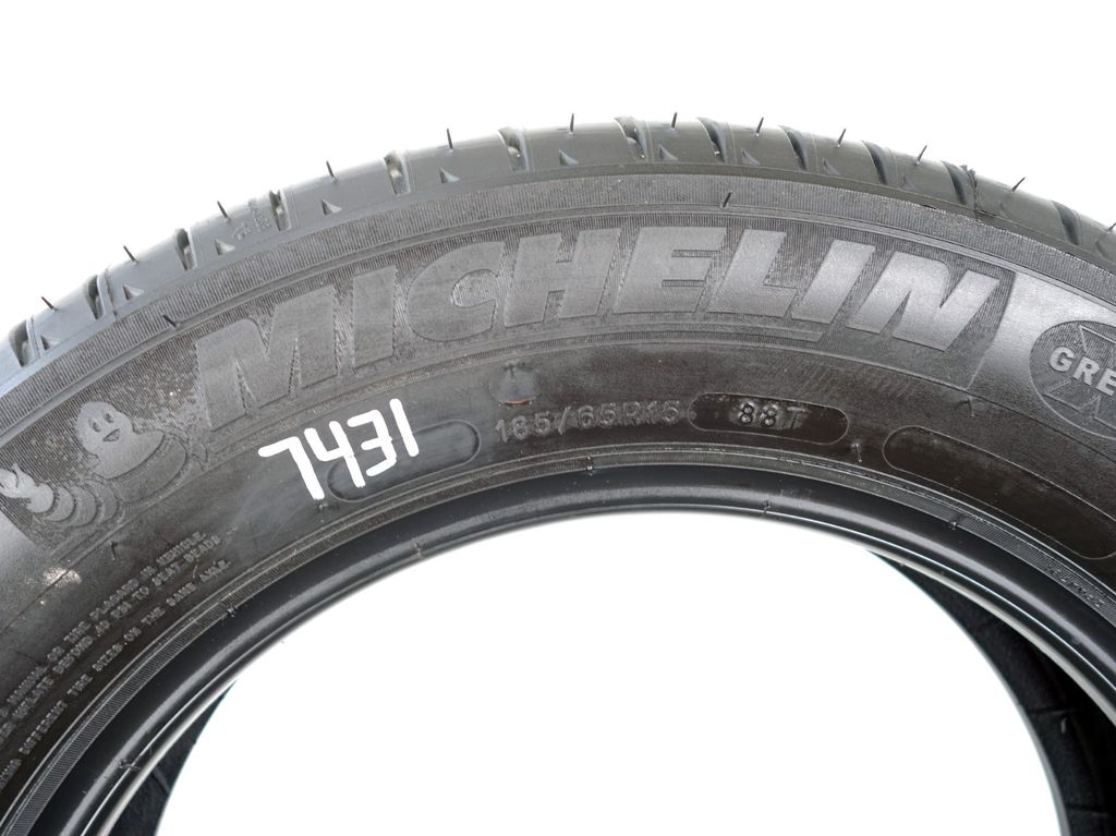 Letní pneu 185/65/15 Michelin 4ks P7431