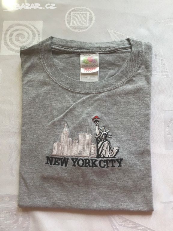 Tričko s kr. rukávem šedé New York city = 50 Kč