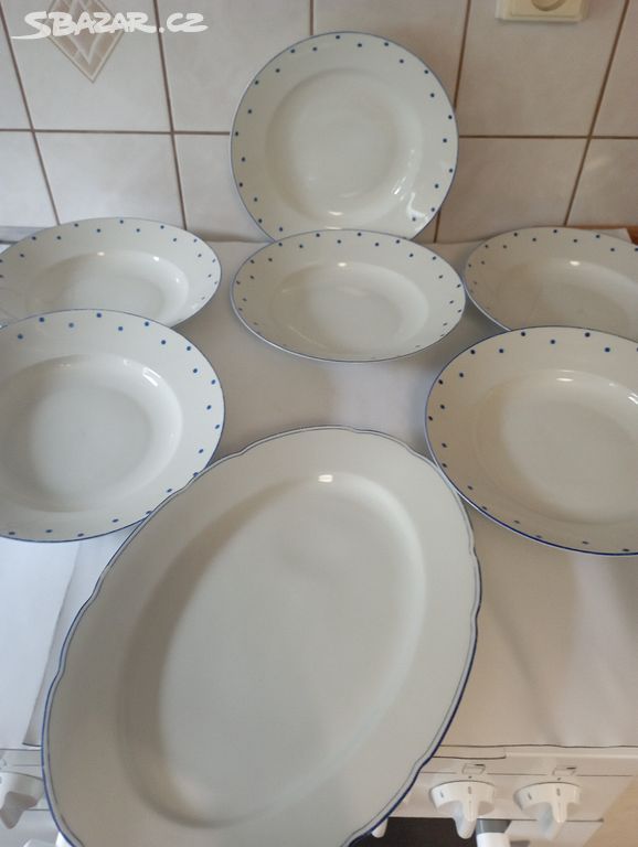 Art Deco talíře,tác,bílý porcelán modrý lem,puntík