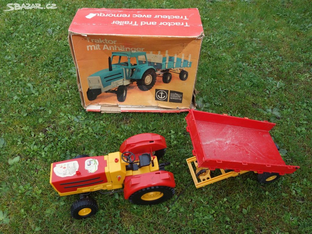 Retro hračka traktor 70 léta v KRABICI ORIGINÁLNÍ