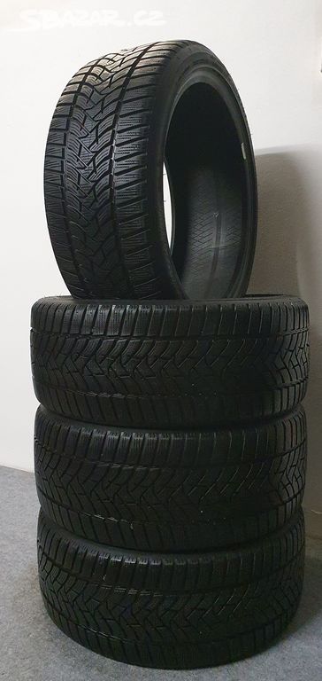 4x -- 225/40 R18 Zimní pneu Dunlop Winter Sport 5