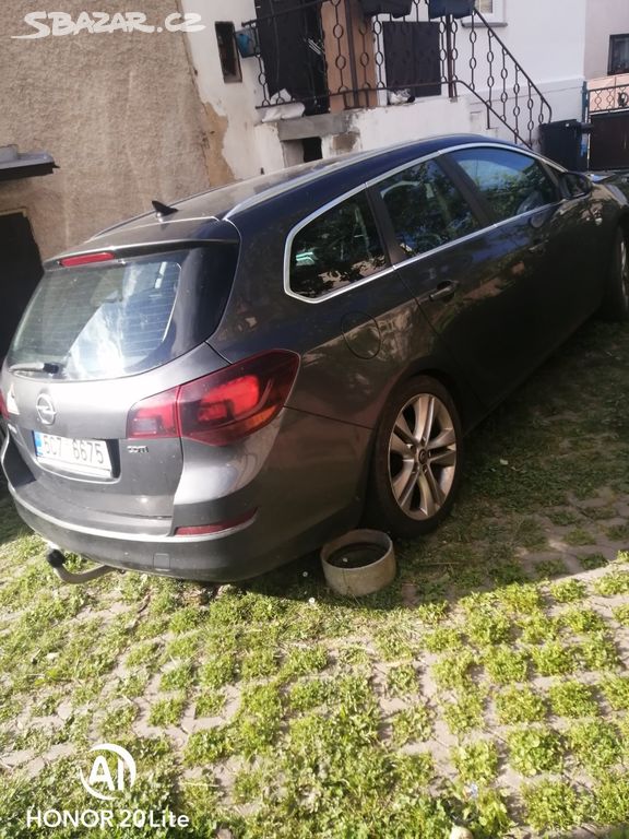 Opel Astra  J