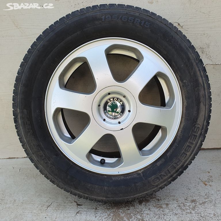 Originální Alu kola Škoda 15" 5x100 s pneu