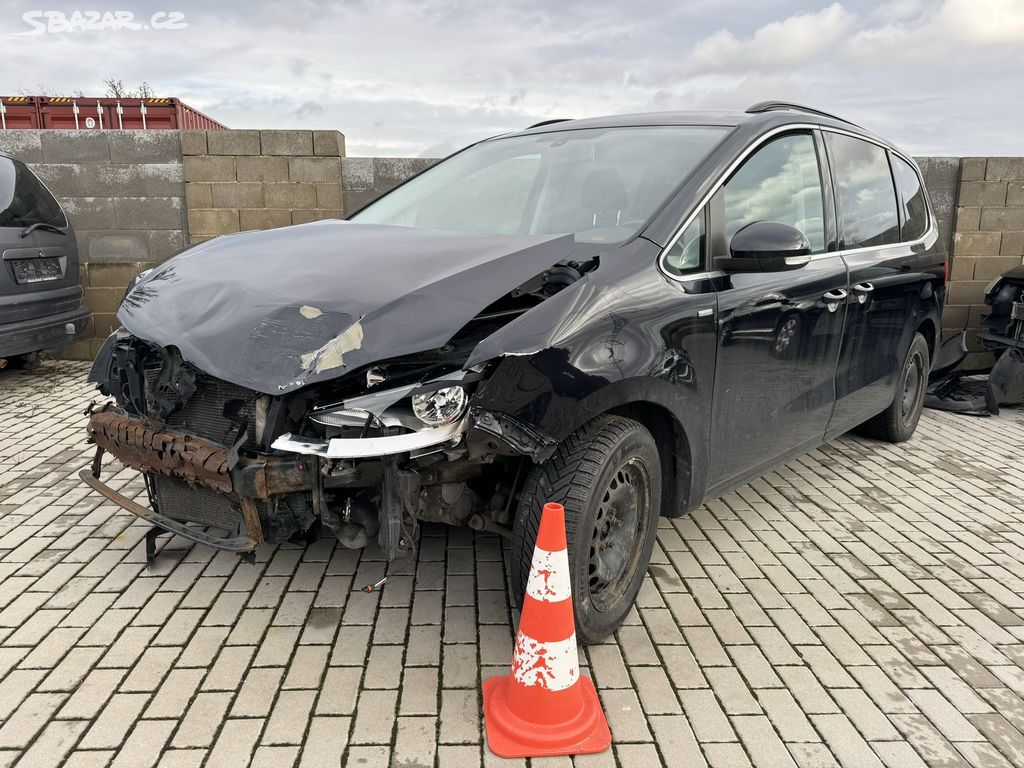 VW Sharan 7N 2012 Blue Motion náhradní díly z vozu