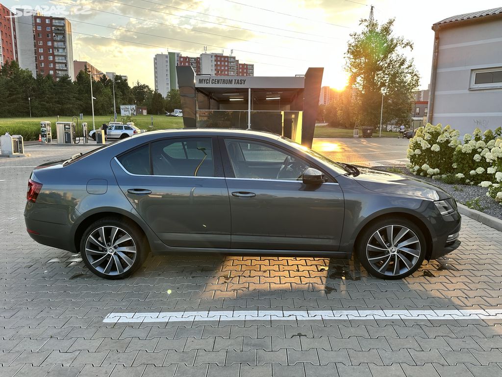 Škoda Octavia 3 Style plus - automat