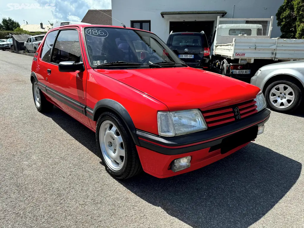Peugeot 205 GTI 1.9 88 kW