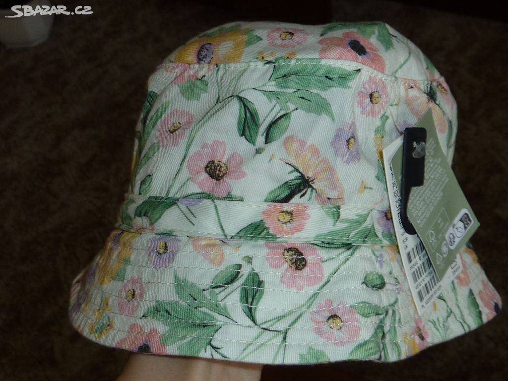 Nový-H&M-Bavlněný klobouček na holčičku 1,5-6 Let