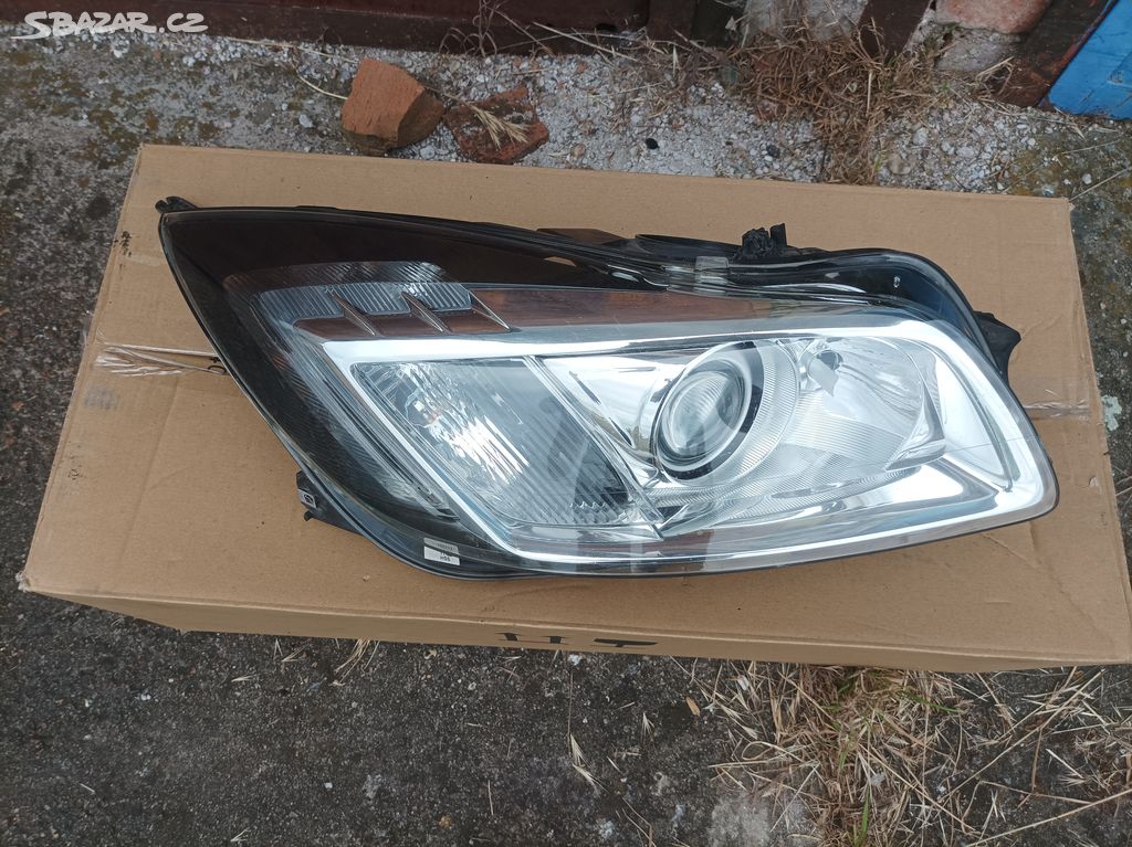 22934556 - PP světlomet Xenon Opel Insignia A