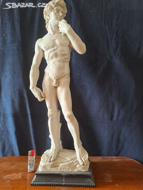 velká socha - DAVID - top stav, v- 65 cm