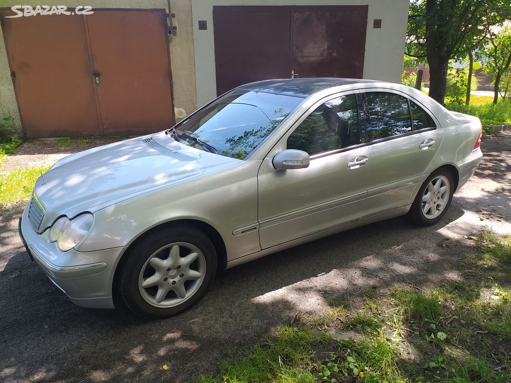 MERCEDES BENZ C320 3.2 i 160 KW