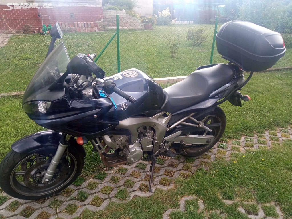 Yamaha FZ6 Fazer 600