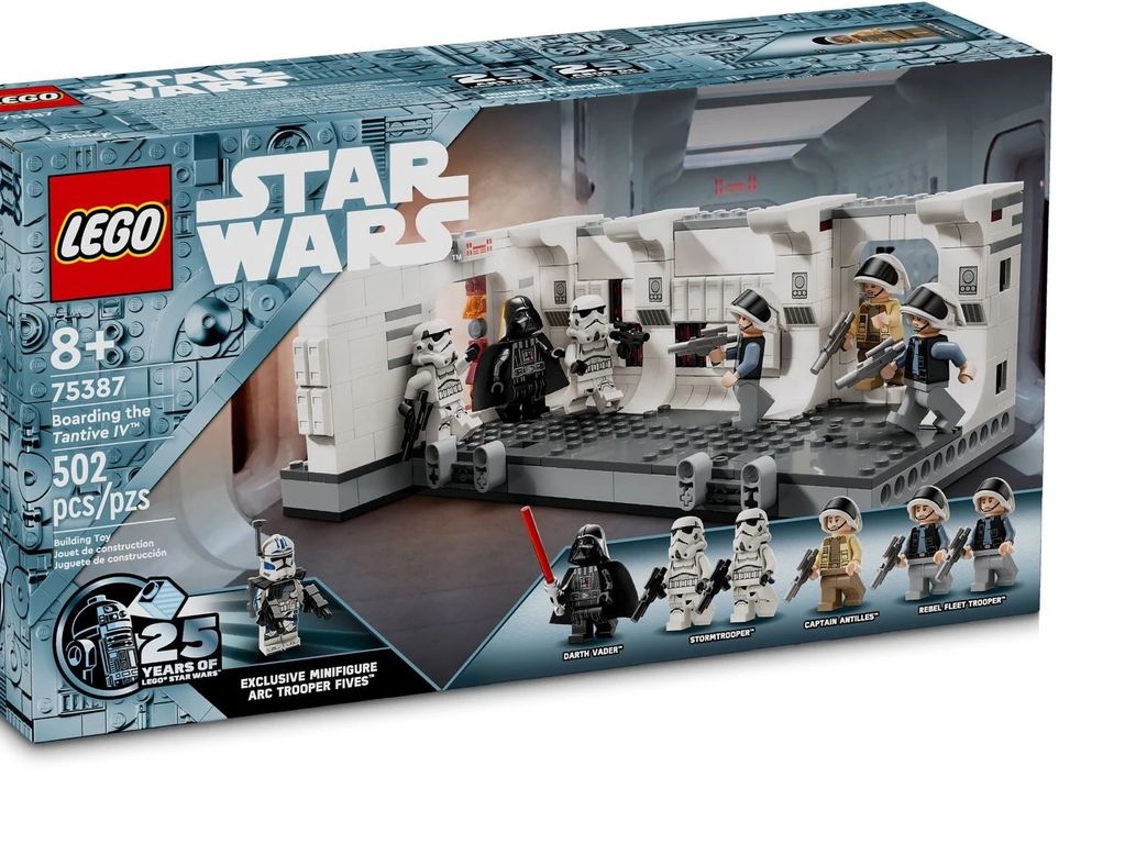LEGO Star Wars 75387 Nástup na palubu Tantive IV