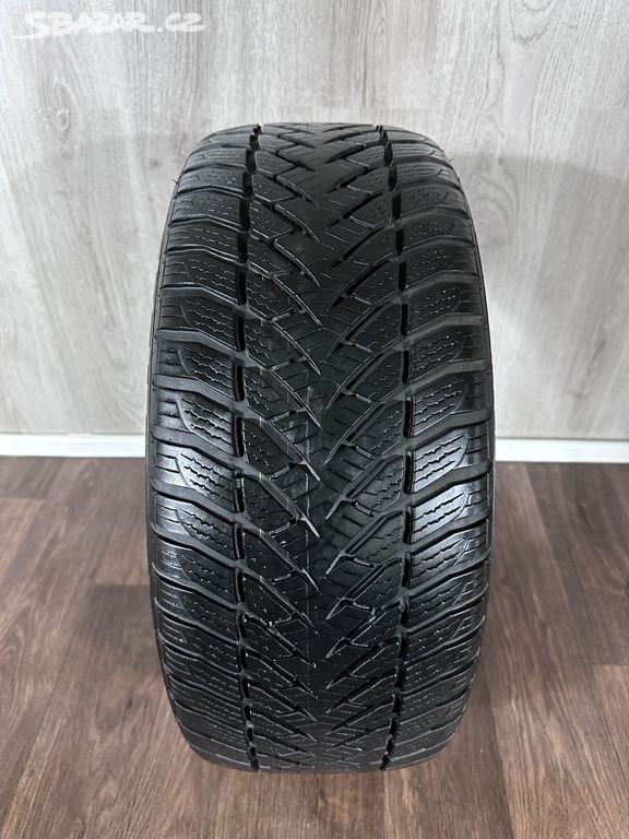 4x runflat Goodyear UltraGrip GW-3 225/50/17 94H