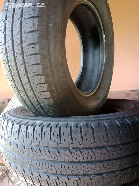 Pneu Michelin Agilis 225 x 75 x 16 CP