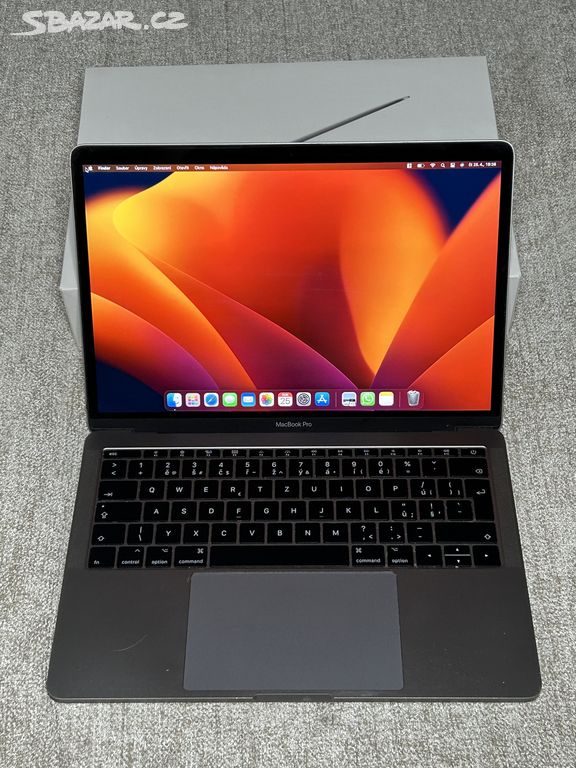 Macbook Pro 2017 13 palců