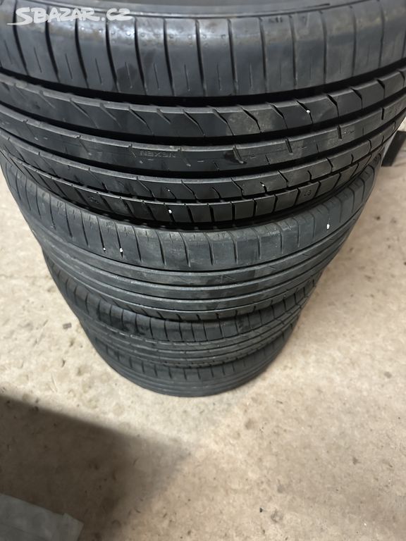 Prodám pneu NEXEN 215/45 R16