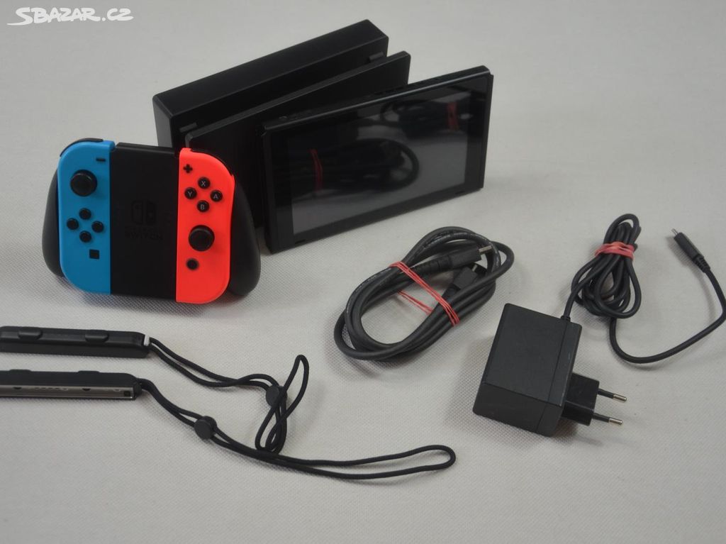 Nintendo Switch - Konzole (TOP) Původně 6990.-