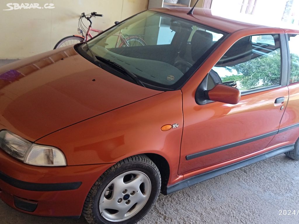 Prodám Fiat Punto 1 1,2 16V 63 Kw benzín.