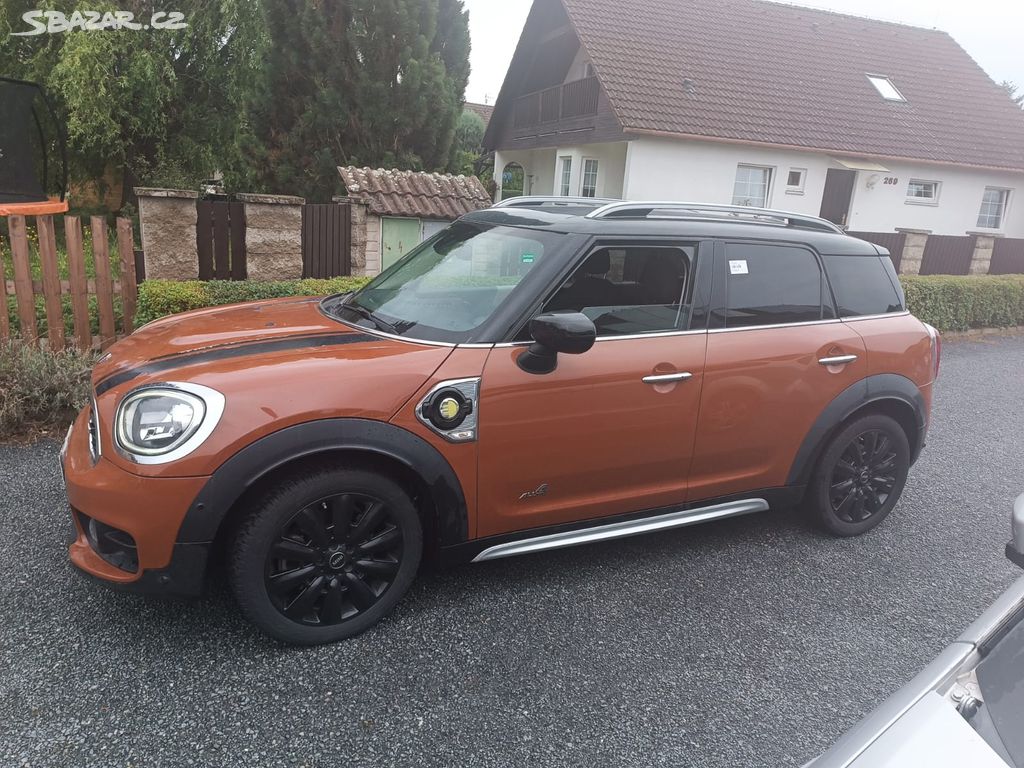 Prodám Mini Cooper S Countryman hybrid 1.5, 2021