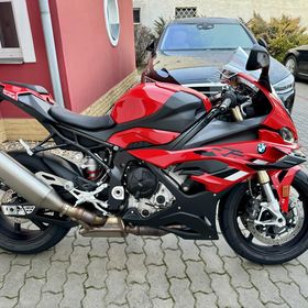 Obrázek k inzerátu: BMW S1000rr r.v.2023 154kw TOP STAV