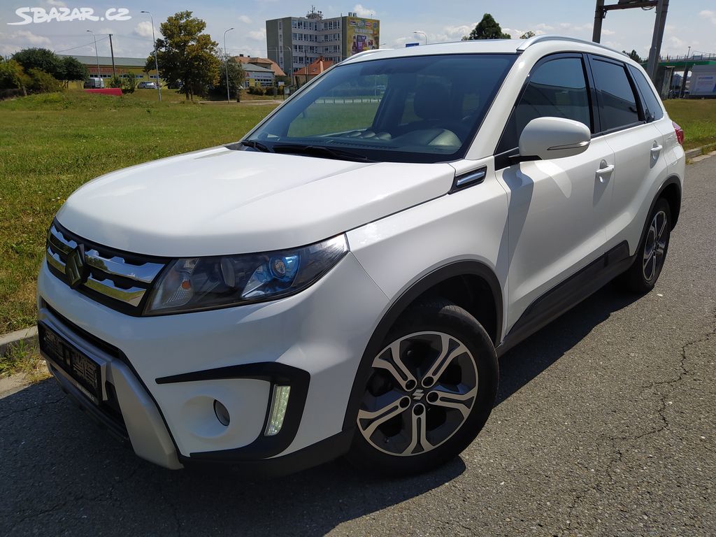 Suzuki Vitara Allgrip 1.6 VVT 4x4, kamera, navi..