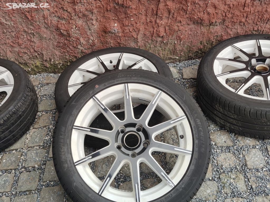 ALU kola HRS 17x7, 5x114,3 ET 40