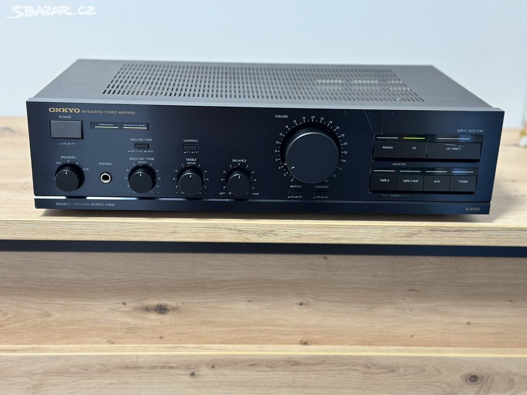 ONKYO A-8430 LEVNÝ STEREO ZESILOVAČ !!