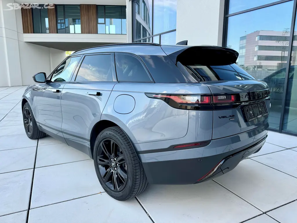 LAND ROVER RangeRover Velar P400e Plug inHybrid4x4 - fotka 3