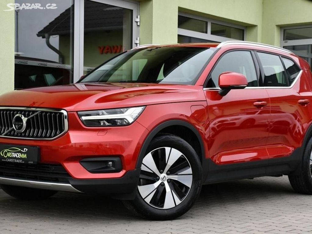 Volvo XC40 T5 RECHARGE MOMENTUM PRO H/K 132 kw