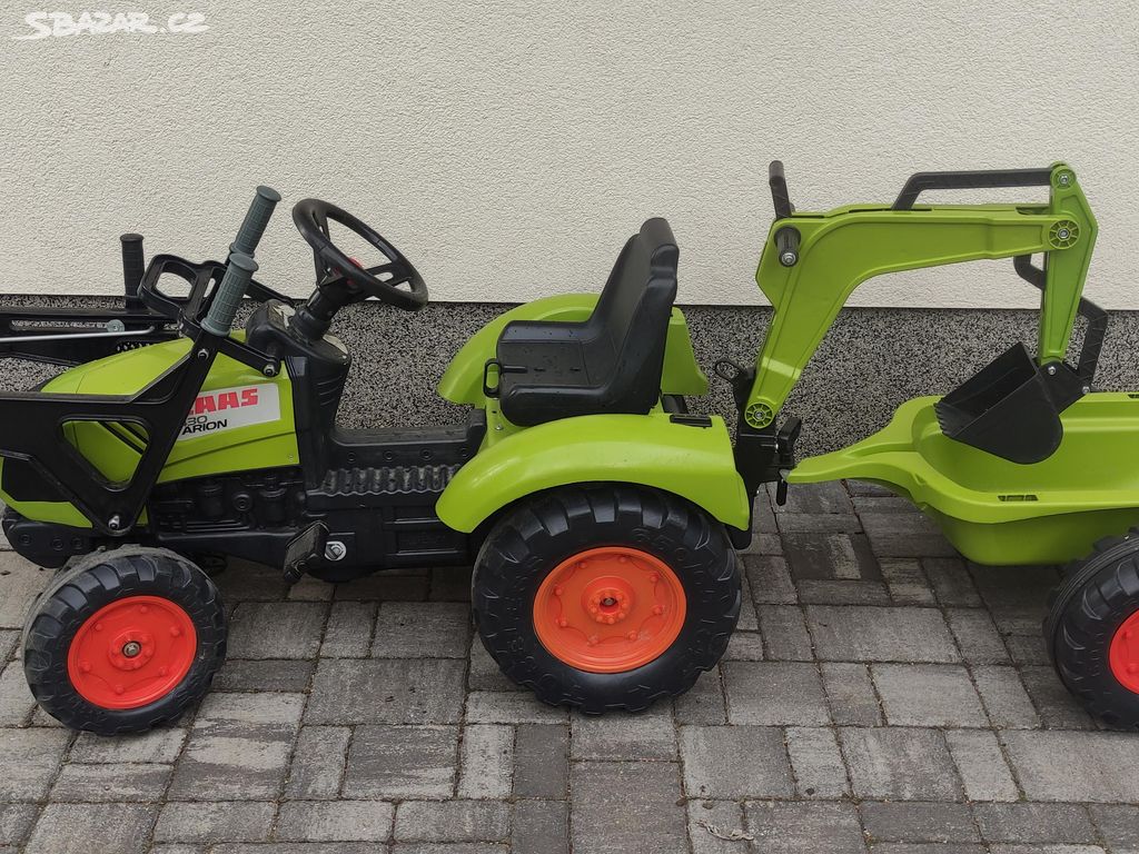 Šlapací traktor - Falk Claas Arion 430