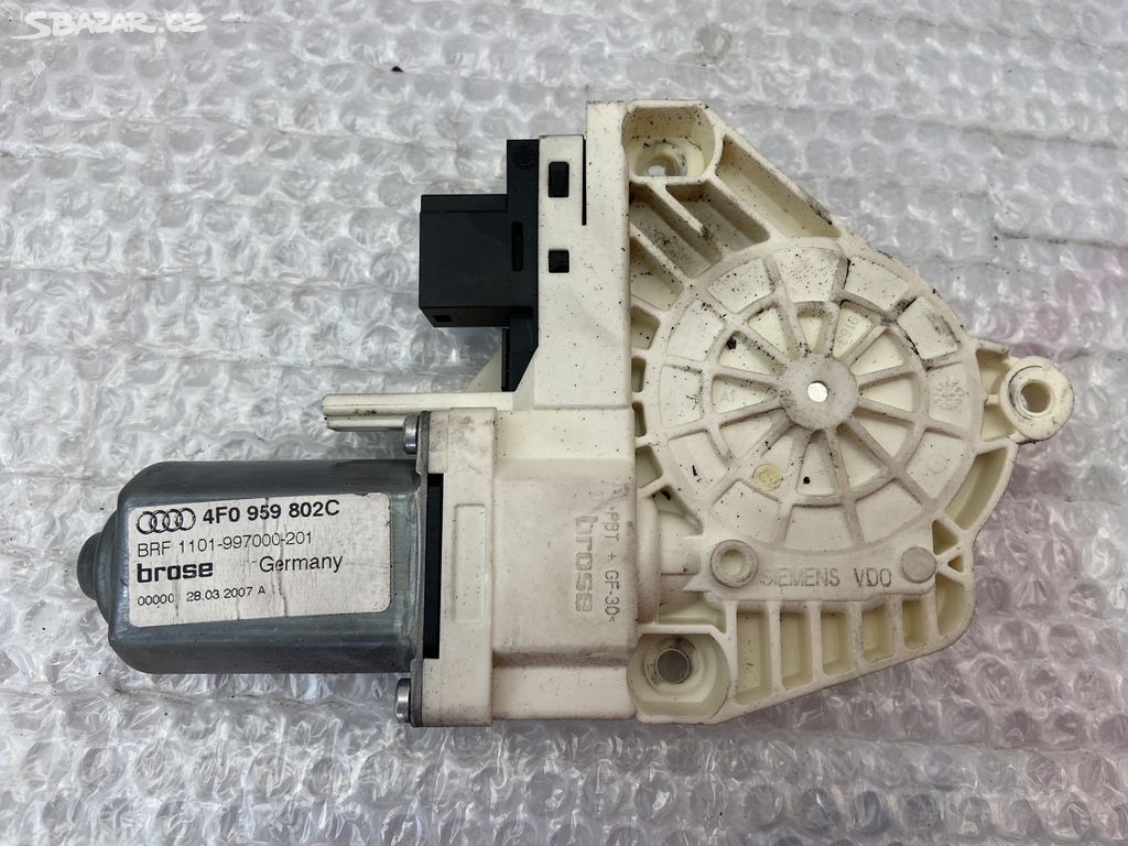 Motor stahovačky pravý zadní Audi A6 4F0959802C