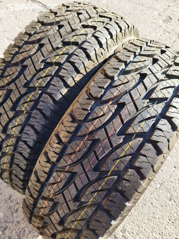 2 NOVÉ Bridgestone 235/75 R15