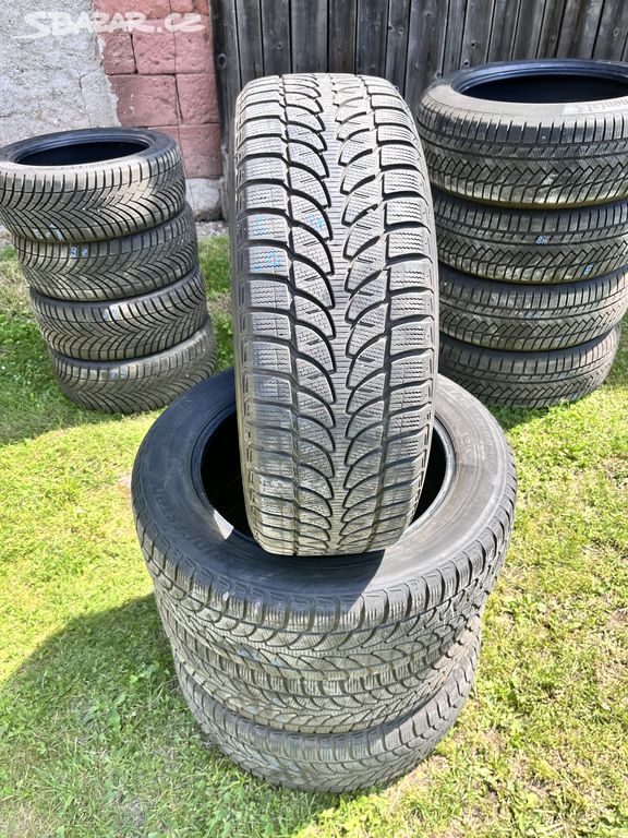 225/60 R18 zimní pneu Bridgestone
