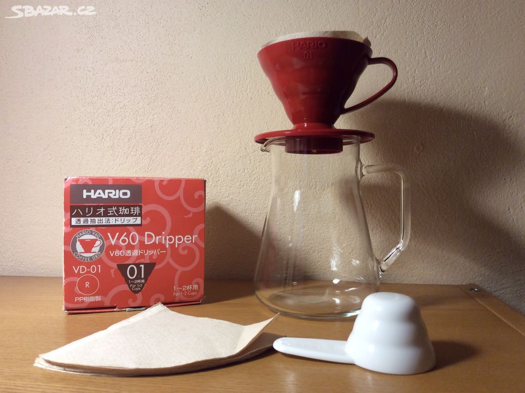 HARIO POUR OVER V60 - SADA NA FILTROVANOU KÁVU