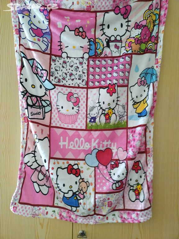 Krásná dětská deka "HELLO KITTY" vel. 70x100cm